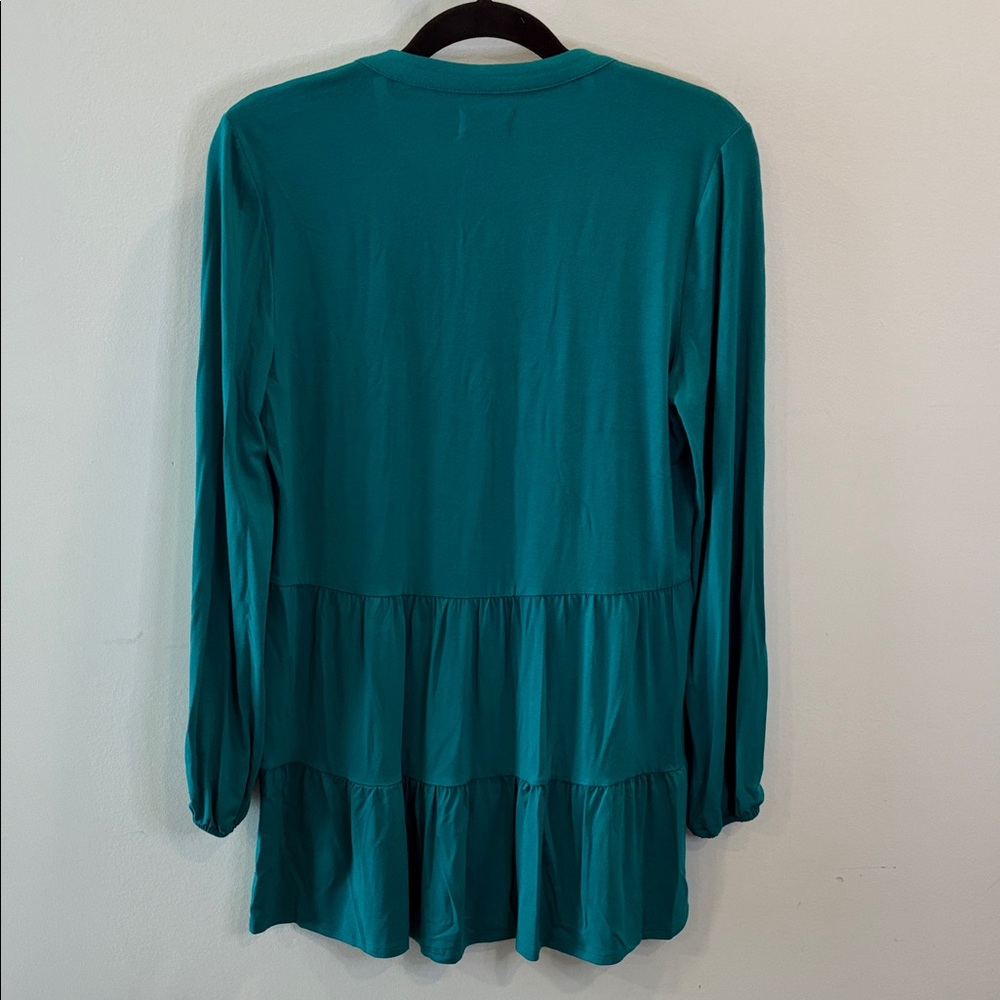 Wonderly Teal Long Sleeve Tiered Button-Down Blouse - Picture 3 of 3
